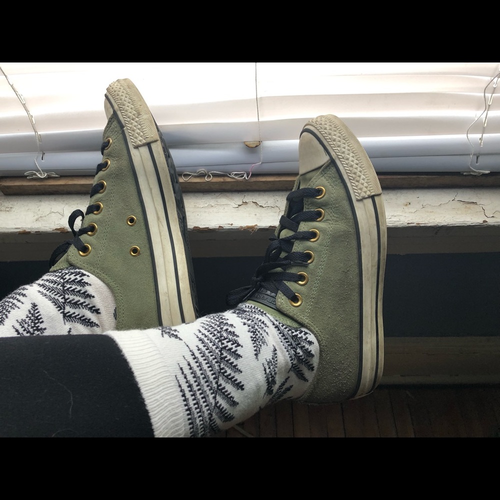 Olive green low top converse
